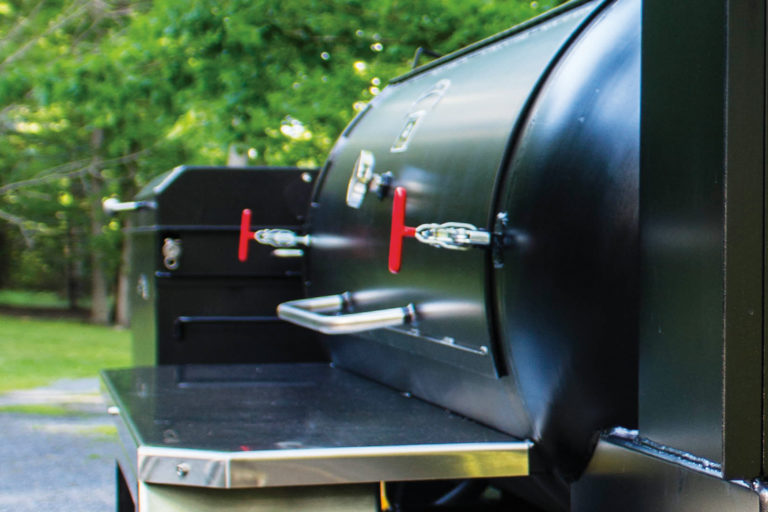 https://w3n6g4i8.rocketcdn.me/wp-content/uploads/2022/03/Meadow_Creek_TS250_Barbeque_Smoker_Trailer_Positive_Lock_Latches-768x512.jpg